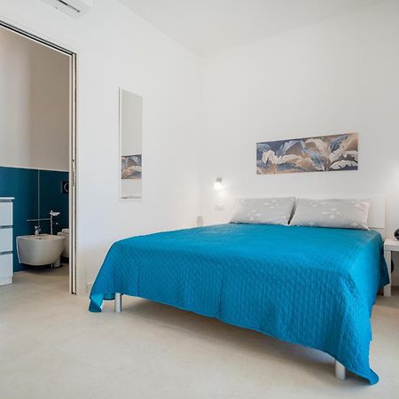 Ambra Holiday Rooms - Rooms & Beach San Teodoro  Eksteriør bilde