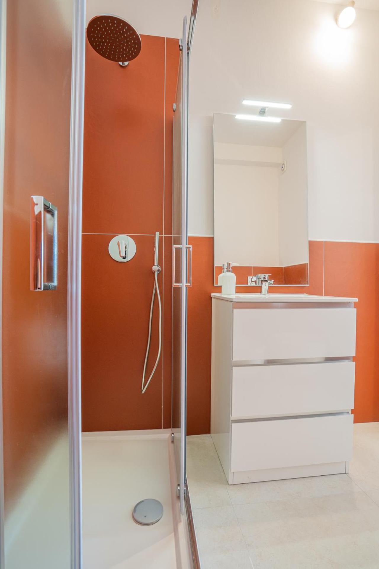 Ambra Holiday Rooms - Rooms & Beach San Teodoro  Eksteriør bilde