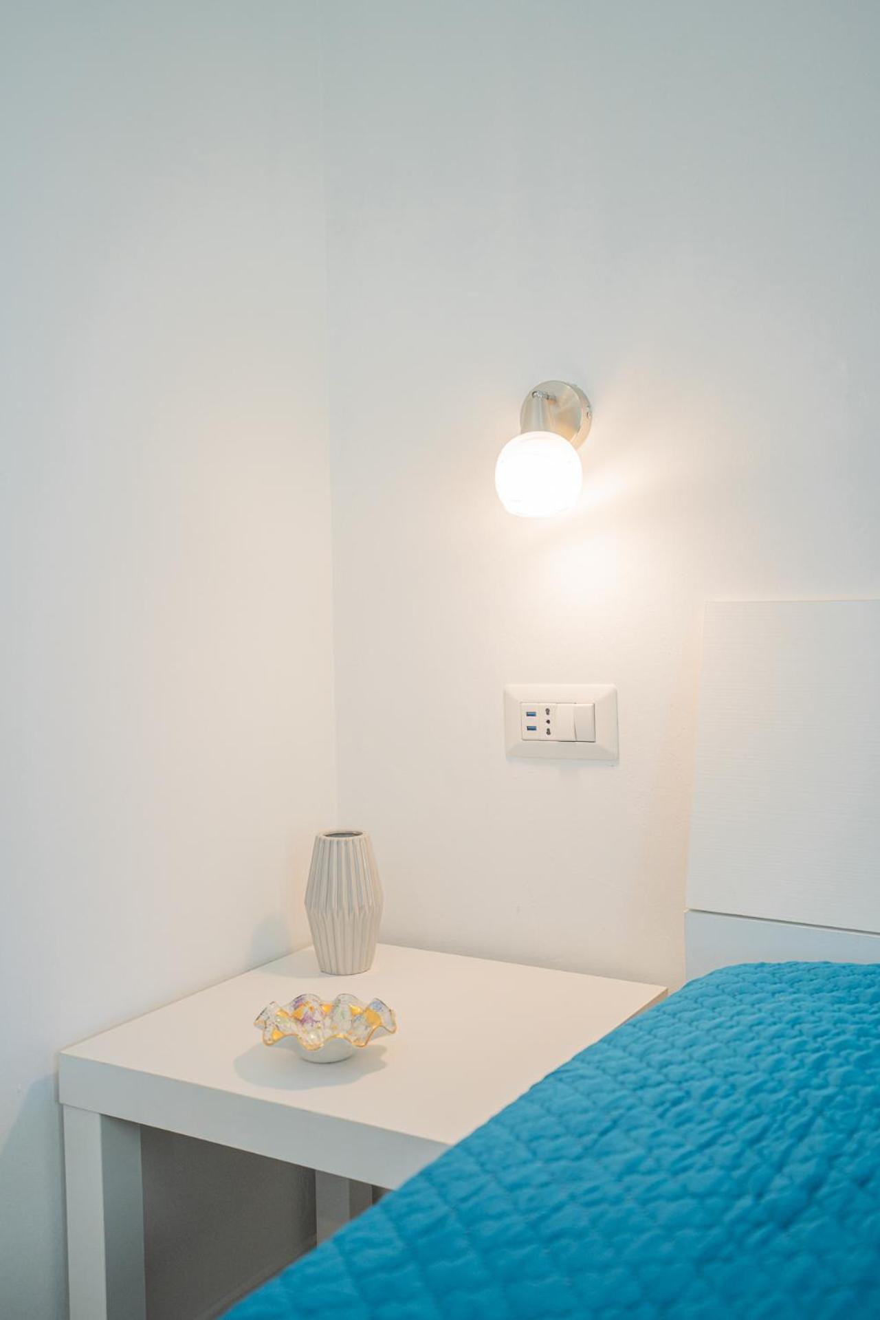 Ambra Holiday Rooms - Rooms & Beach San Teodoro  Eksteriør bilde